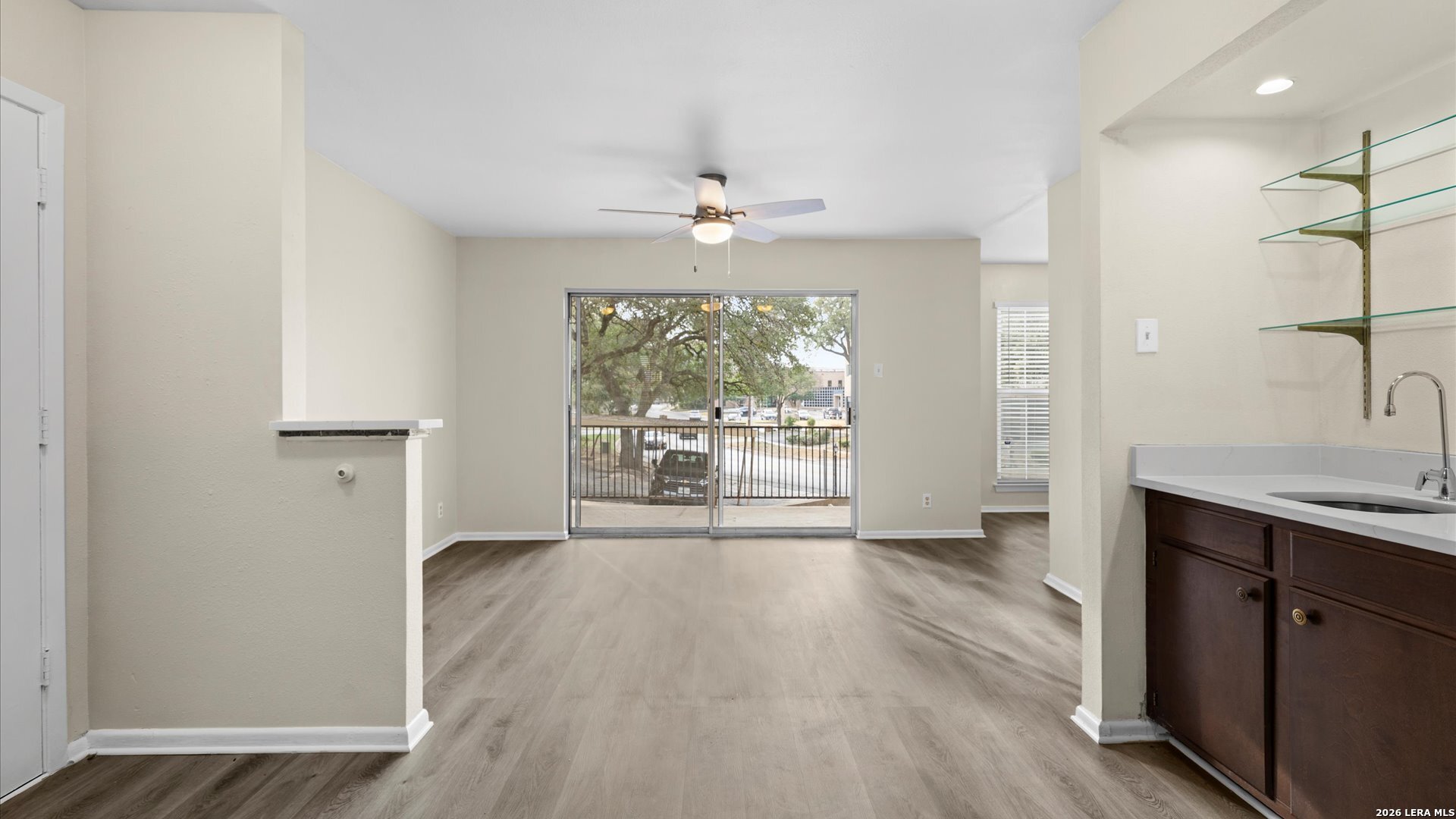 8702 Village San Antonio TX 78217