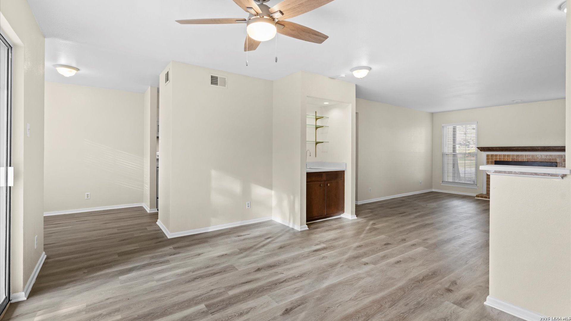 8702 Village San Antonio TX 78217