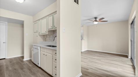 8702 Village San Antonio TX 78217
