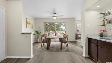 8702 Village San Antonio TX 78217