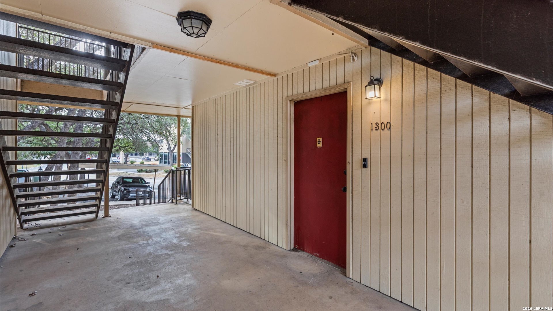 8702 Village San Antonio TX 78217