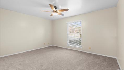 8702 Village San Antonio TX 78217