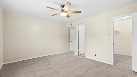 8702 Village San Antonio TX 78217