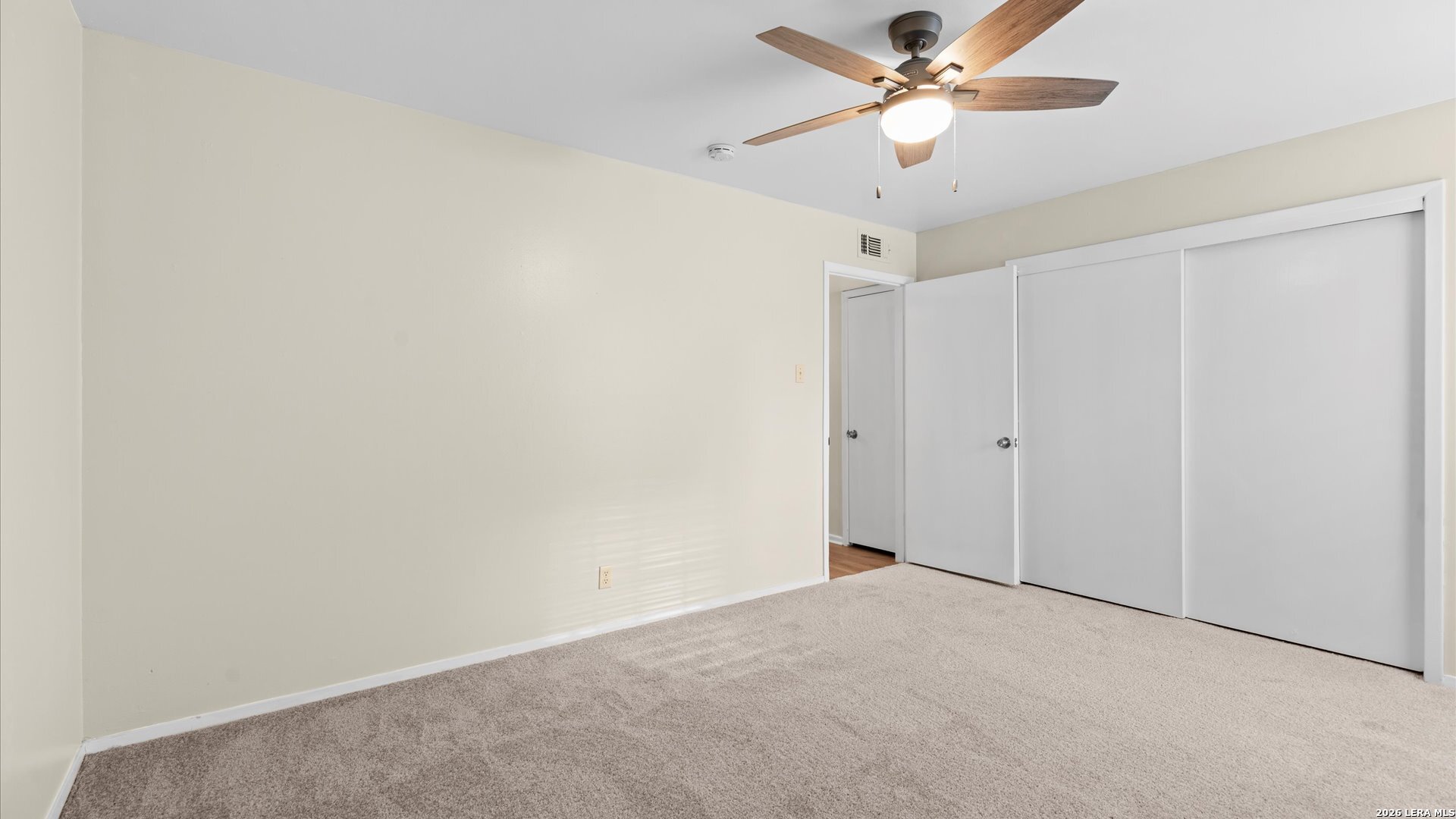 8702 Village San Antonio TX 78217