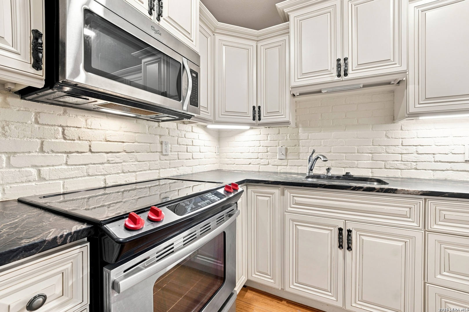 7709 Broadway San Antonio TX 78209