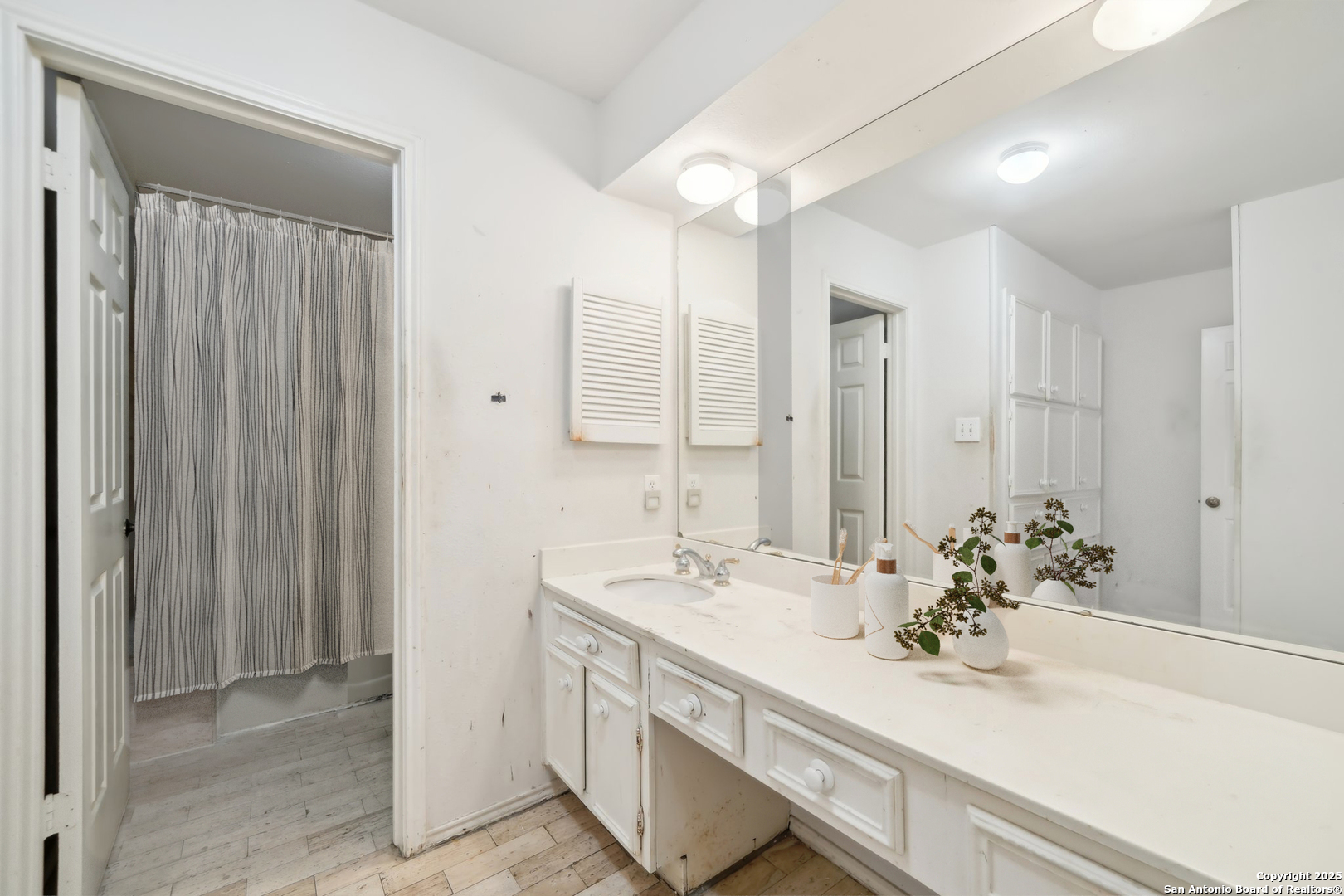 7930 Roanoke San Antonio TX 78240