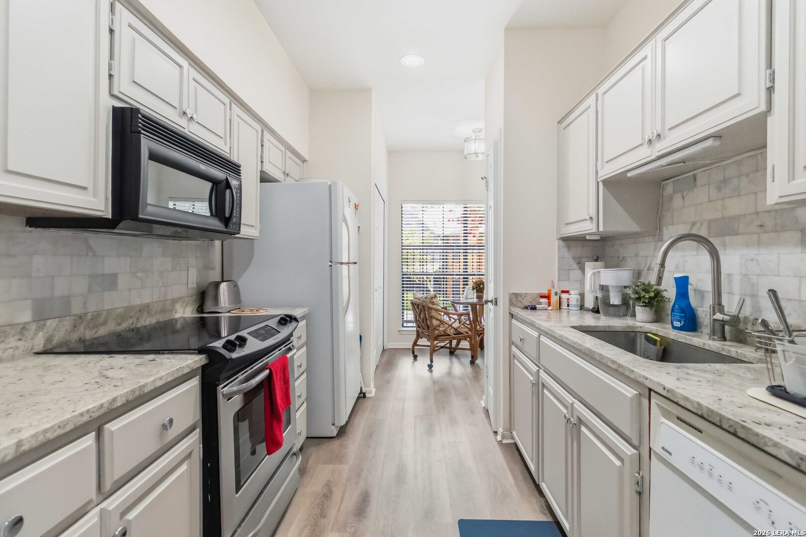 78 Chapel Hill Circle San Antonio TX 78240
