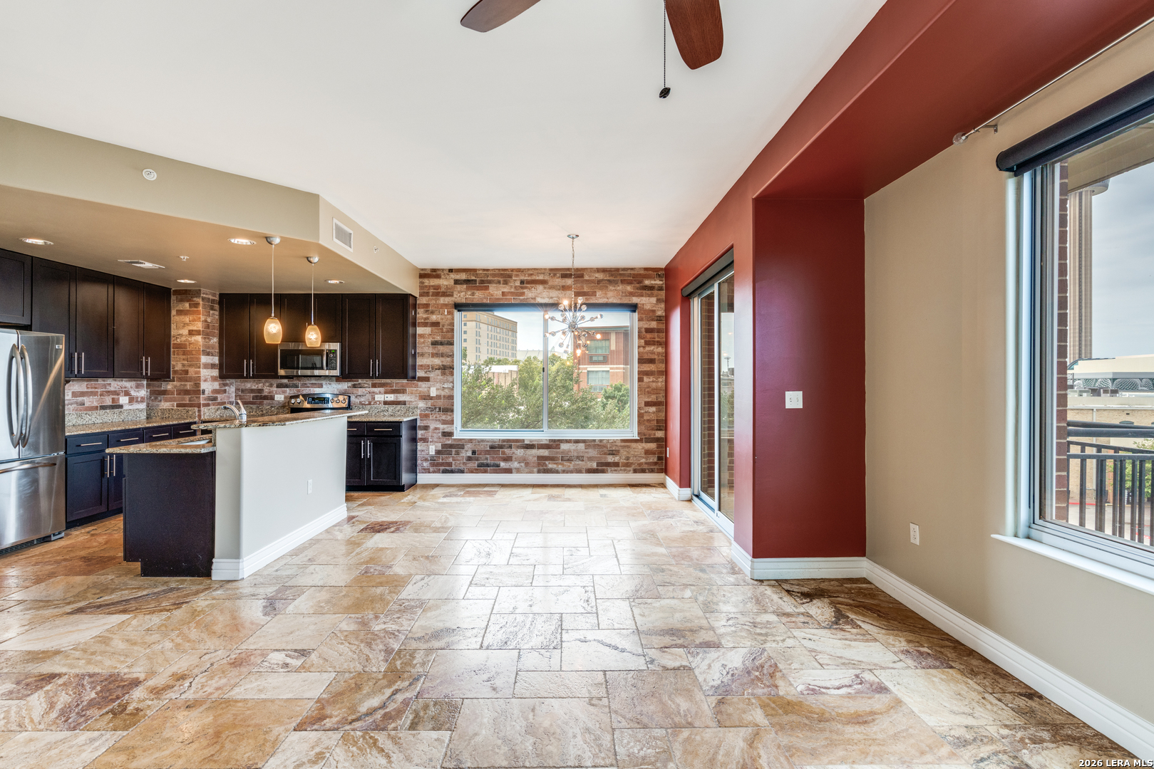 215 N Center San Antonio TX 78202