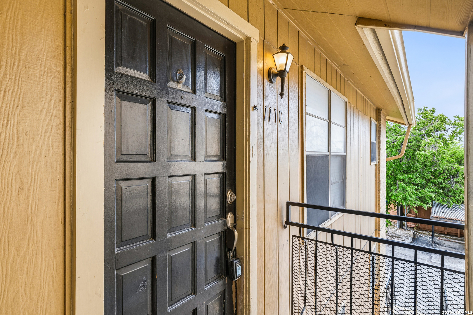 923 Vance Jackson San Antonio TX 78201