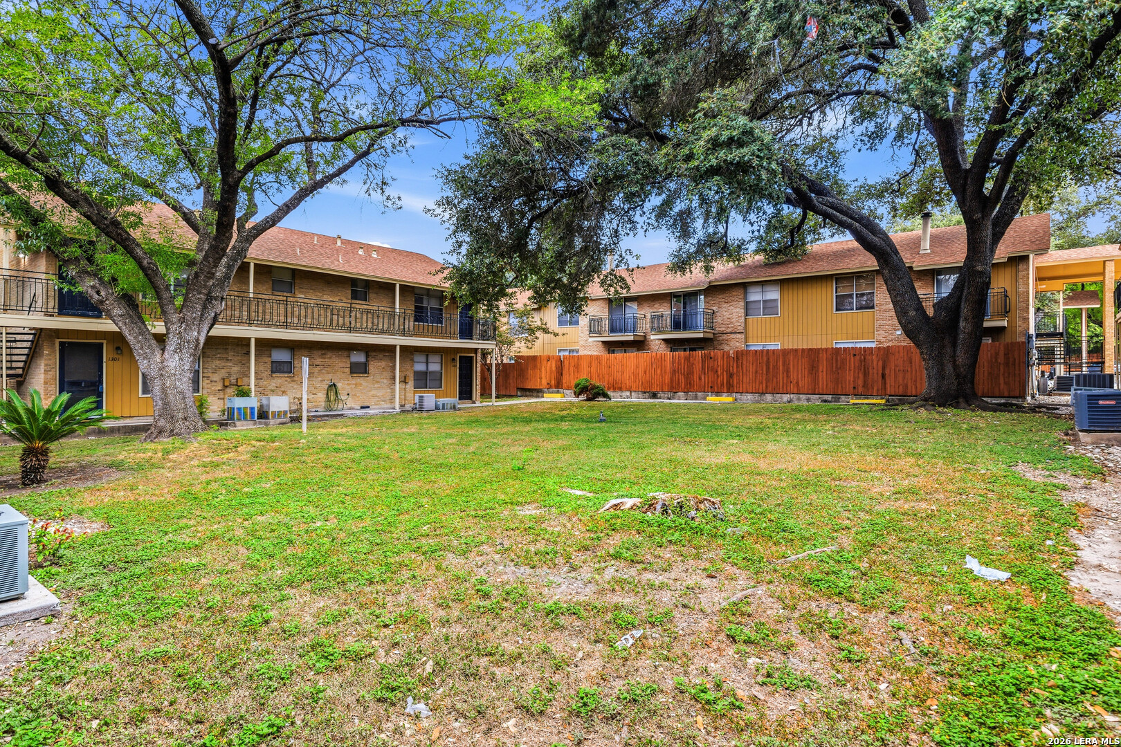 923 Vance Jackson San Antonio TX 78201