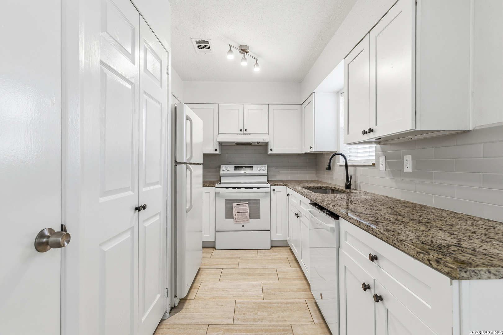 923 Vance Jackson San Antonio TX 78201
