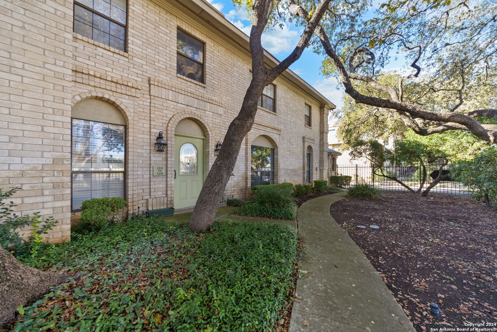 8415 Fredericksburg Road San Antonio TX 78229