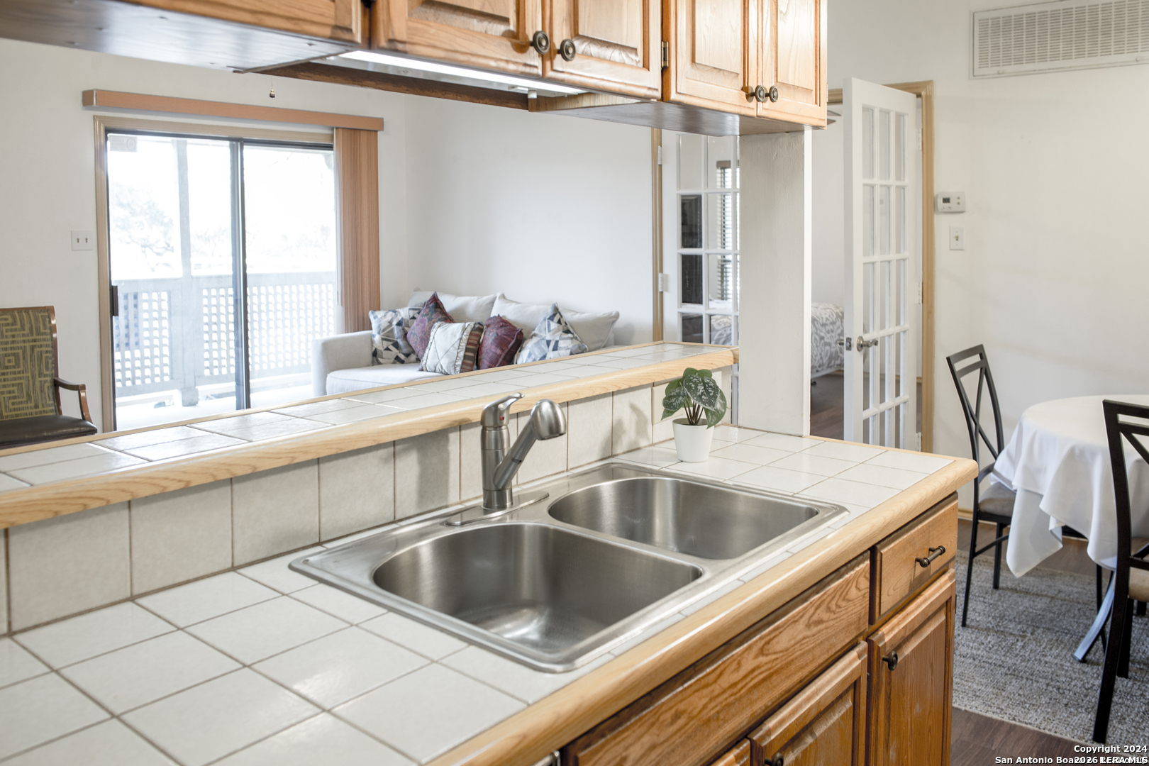 12446 Star Crest San Antonio TX 78216