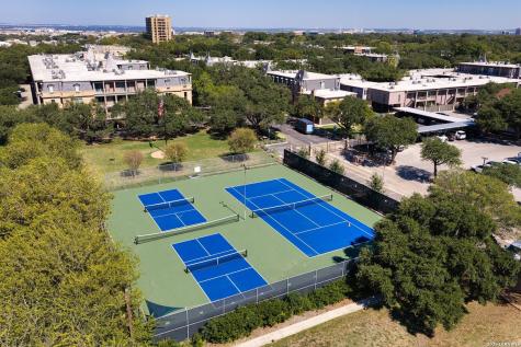 7731 Broadway San Antonio TX 78209