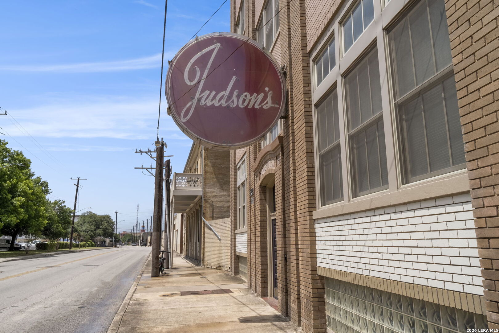 831 S Flores San Antonio TX 78204
