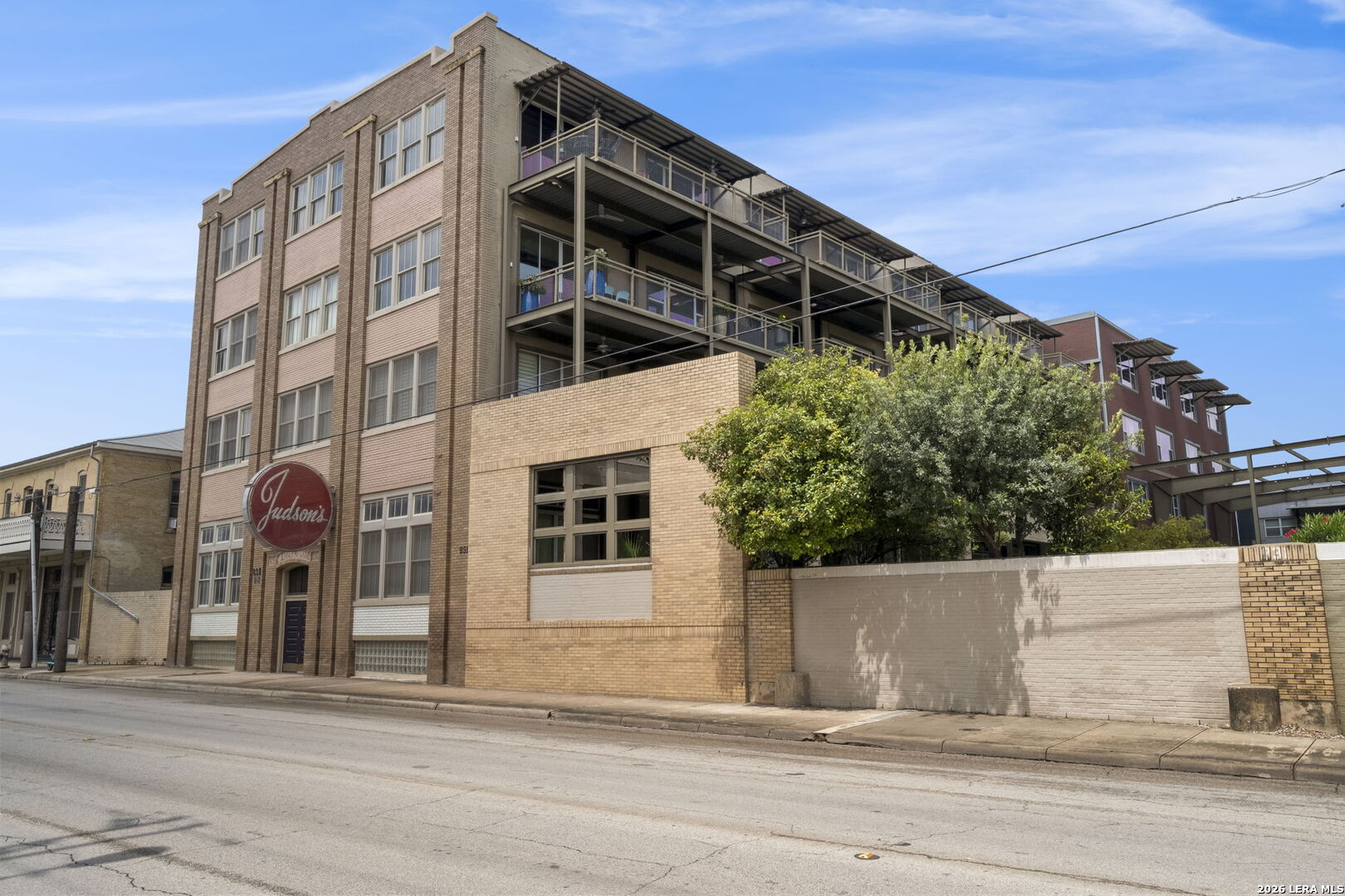 831 S Flores San Antonio TX 78204