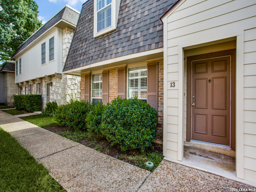 122 E Terra Alta Drive San Antonio TX 78209