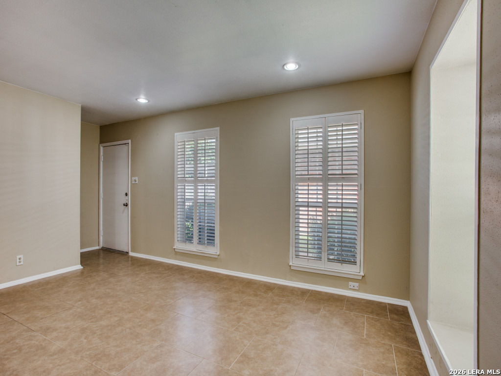 122 E Terra Alta Drive San Antonio TX 78209