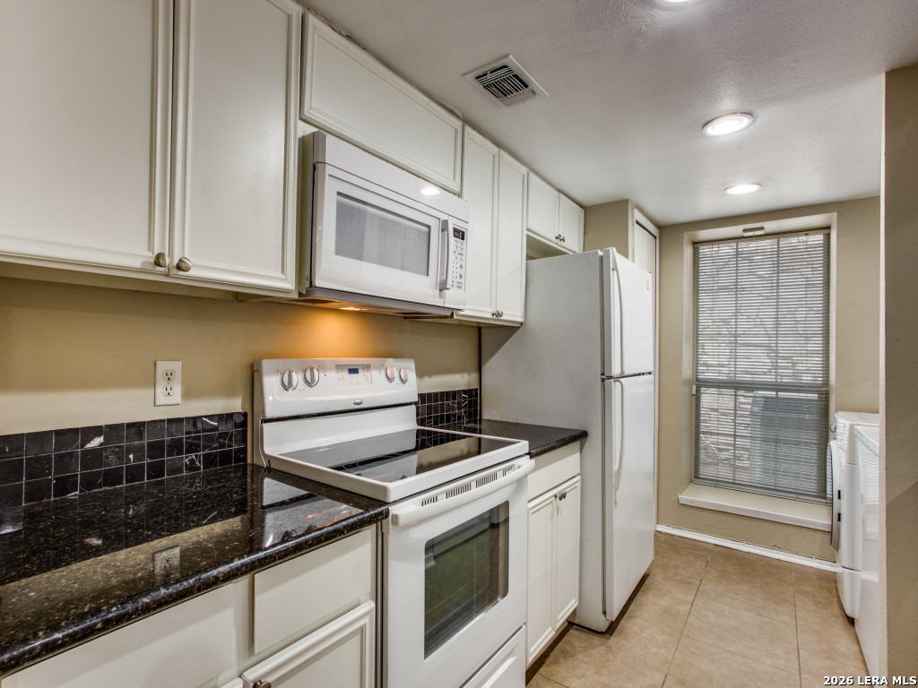 122 E Terra Alta Drive San Antonio TX 78209