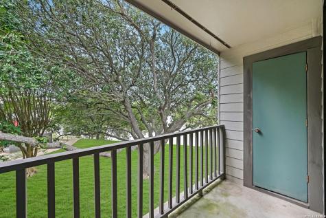 3220 69th Street Galveston TX 77551