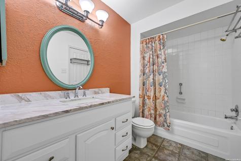 3220 69th Street Galveston TX 77551