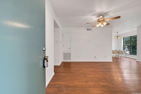 3220 69th Street Galveston TX 77551
