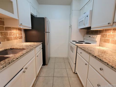 8702 Village Drive San Antonio TX 78217