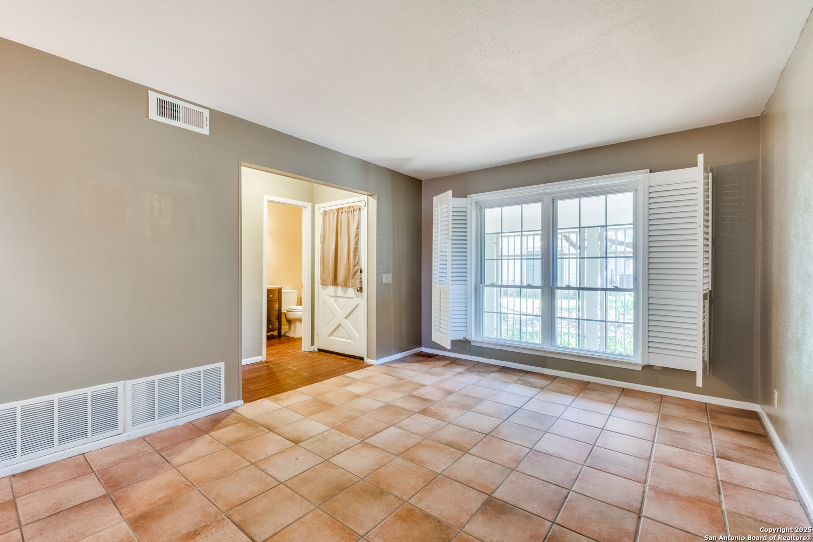 6106 Vance Jackson San Antonio TX 78230