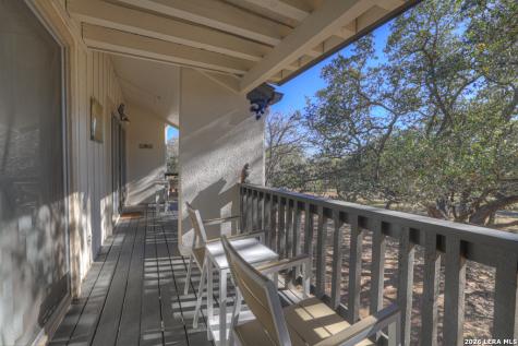 1033 Parkview Canyon Lake TX 78133