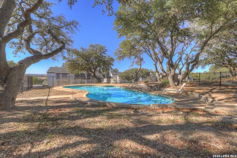 1033 Parkview Canyon Lake TX 78133