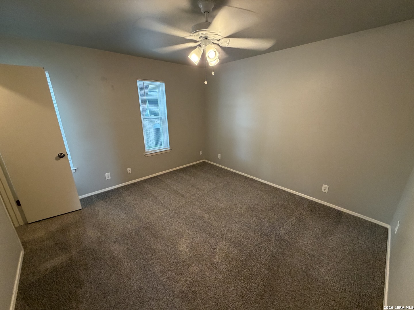2811 Woodbury San Antonio TX 78217