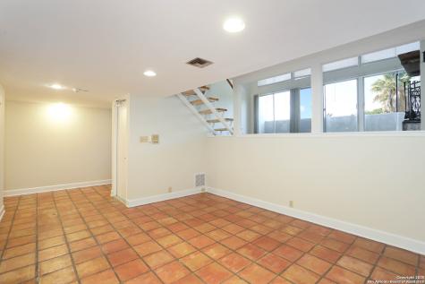 3102 Eisenhauer San Antonio TX 78209