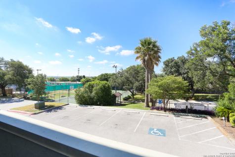 3102 Eisenhauer San Antonio TX 78209