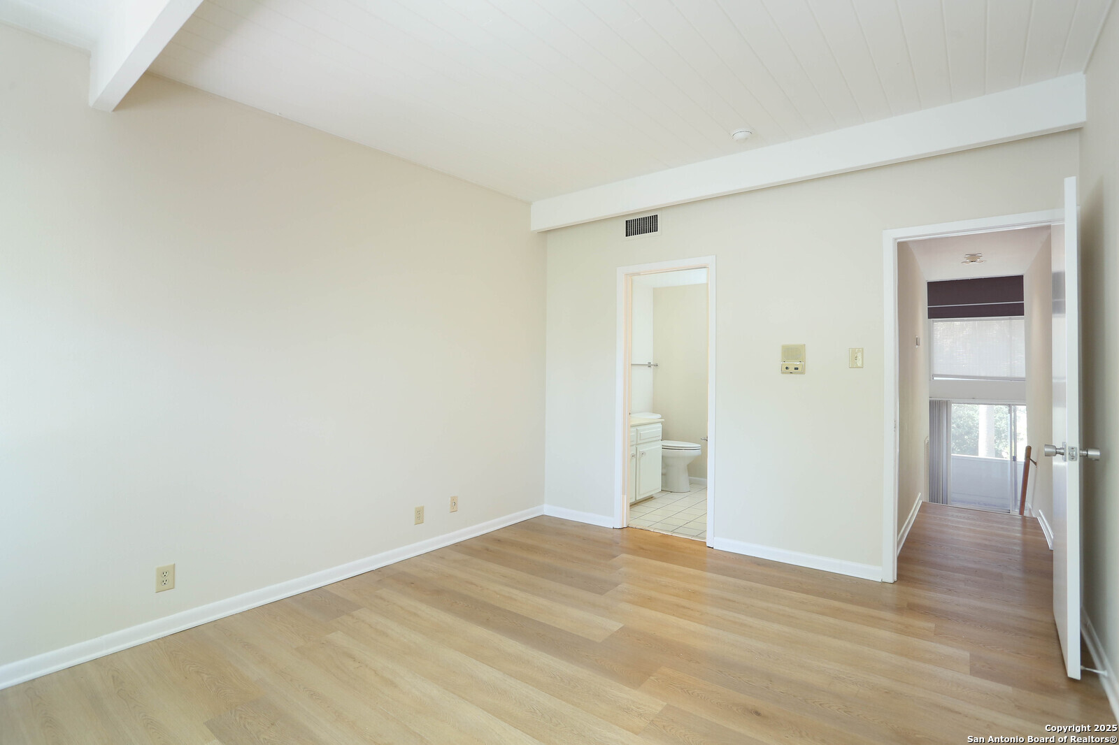 3102 Eisenhauer San Antonio TX 78209