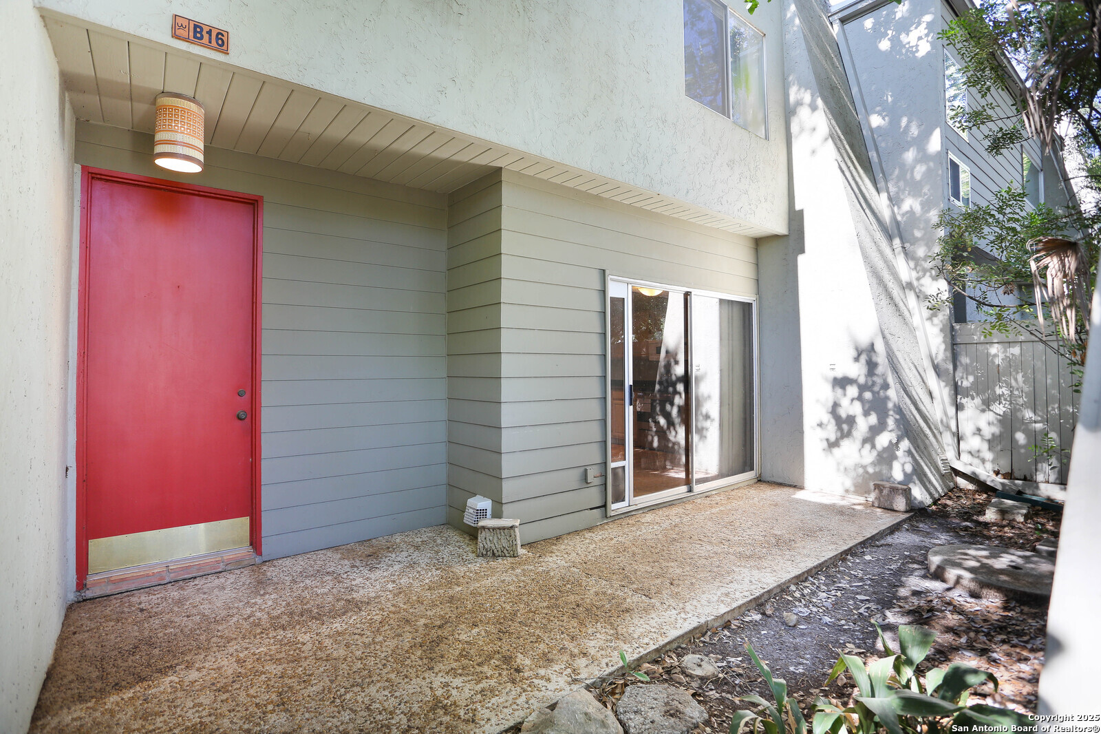 3102 Eisenhauer San Antonio TX 78209
