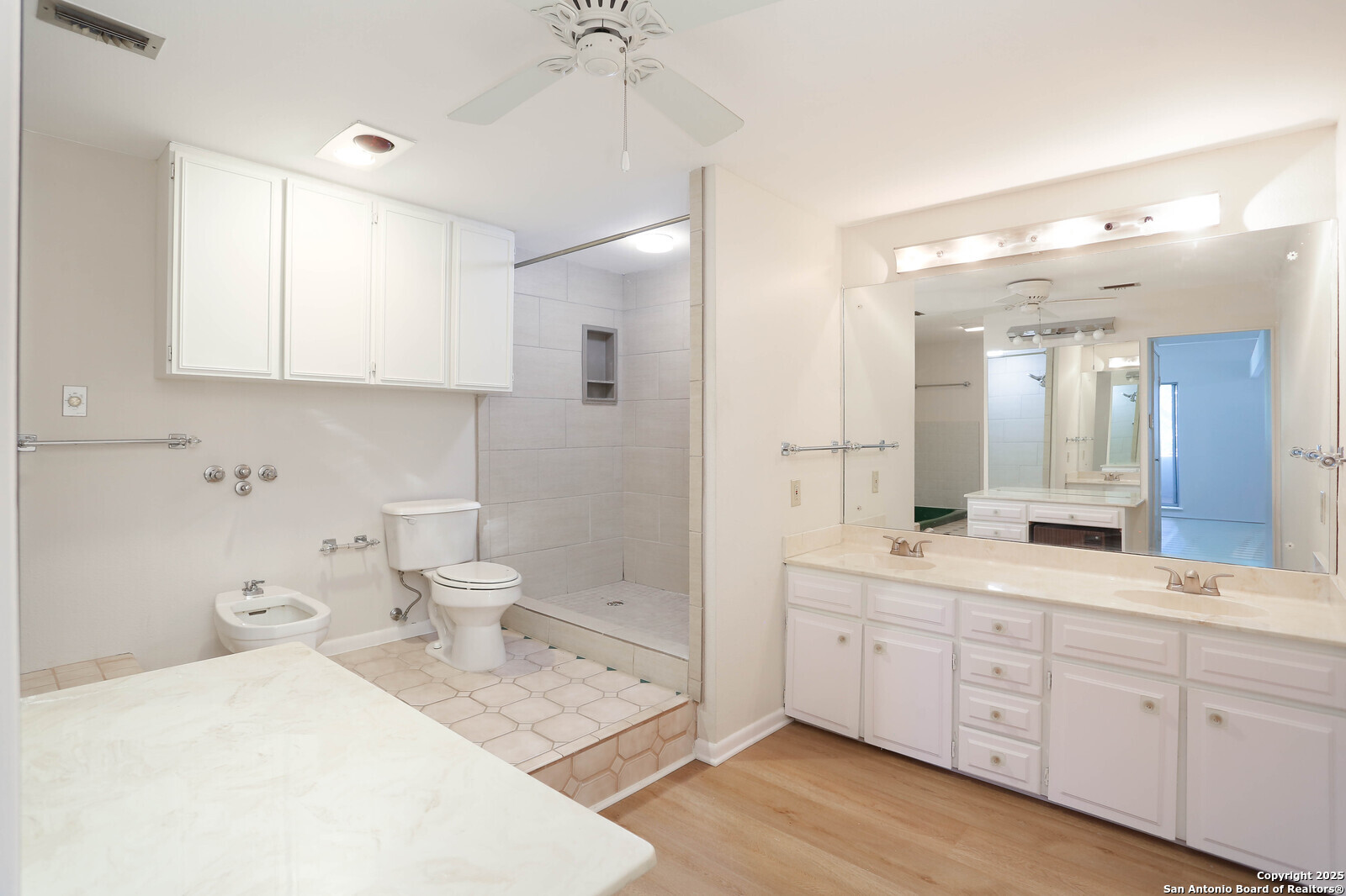 3102 Eisenhauer San Antonio TX 78209