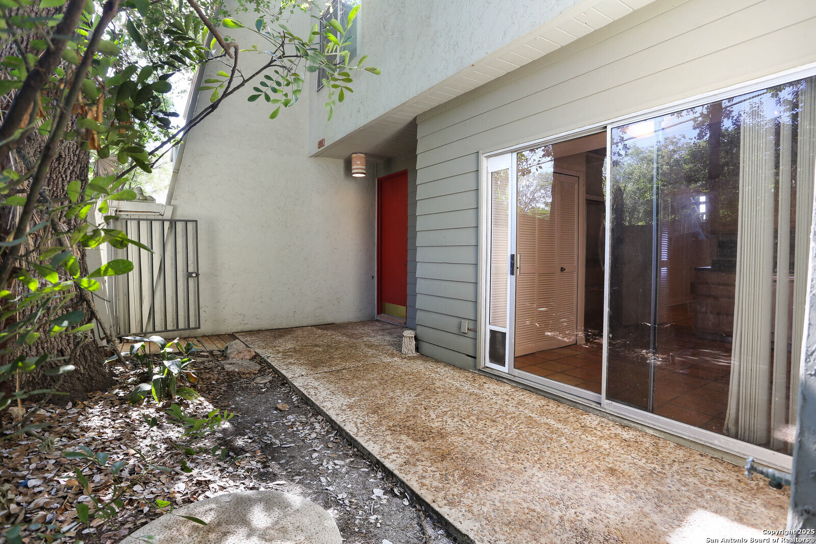 3102 Eisenhauer San Antonio TX 78209