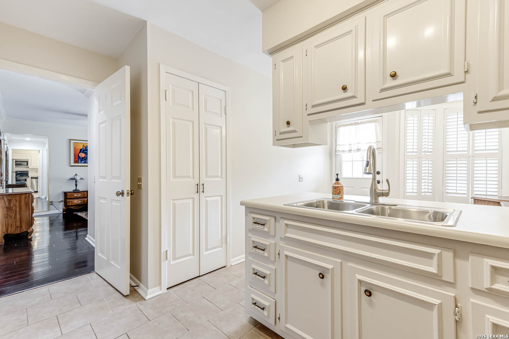 8415 Fredericksburg San Antonio TX 78229