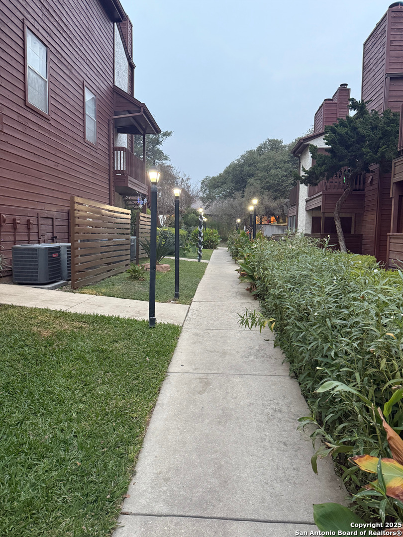10527 Perrin Beitel San Antonio TX 78217