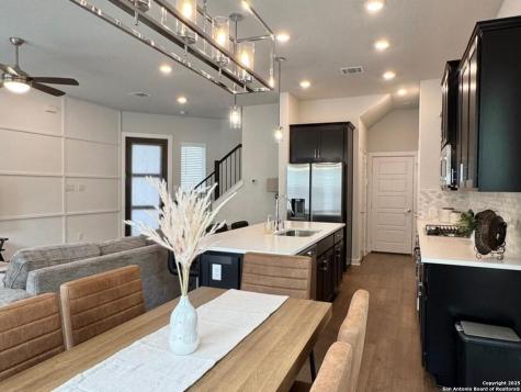5843 Whitby Road San Antonio TX 78240