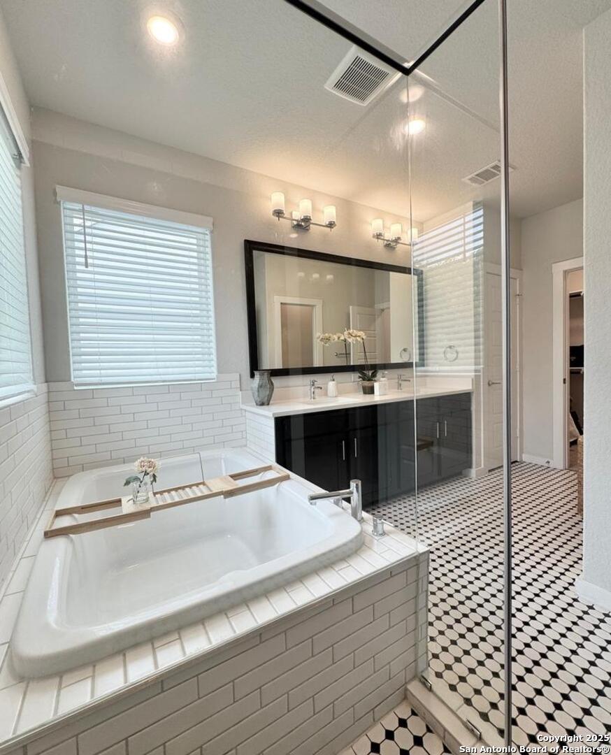 5843 Whitby Road San Antonio TX 78240