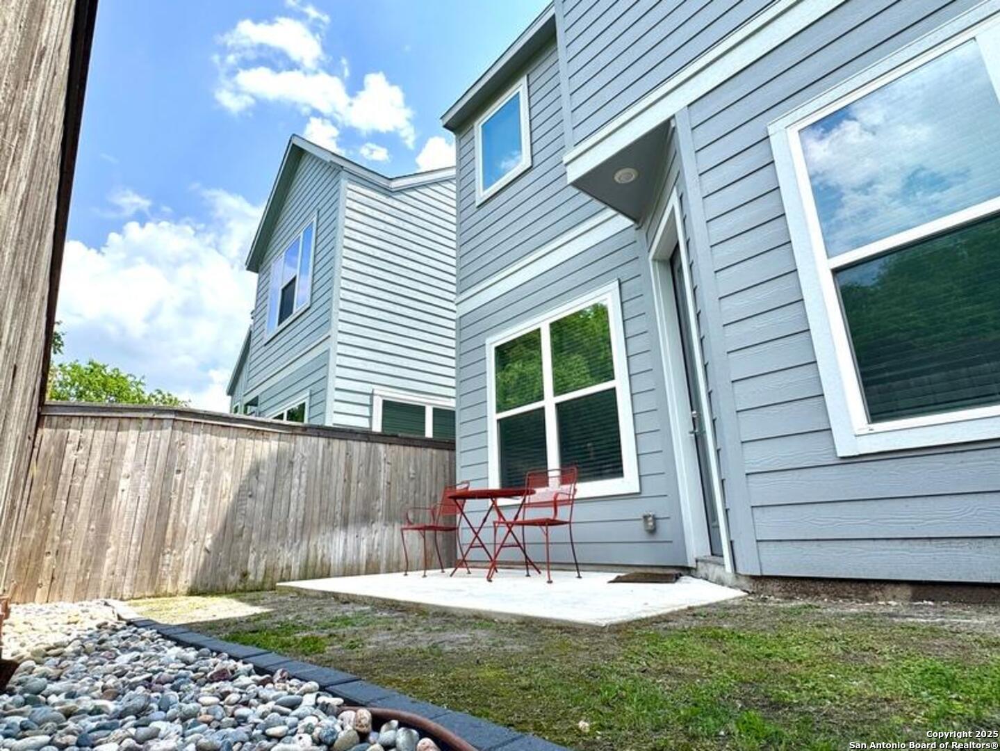 5843 Whitby Road San Antonio TX 78240