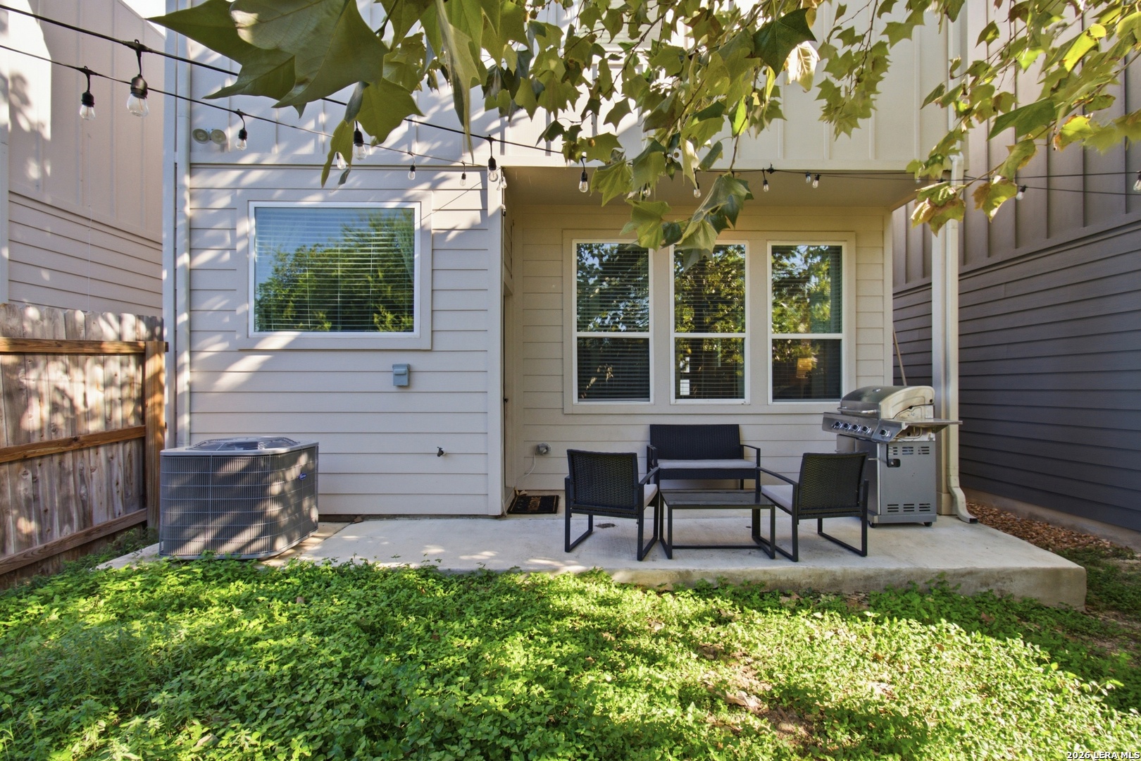 8851 Oakland Road San Antonio TX 78240