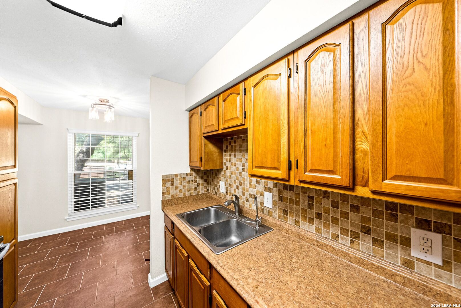 8702 Village Drive San Antonio TX 78217