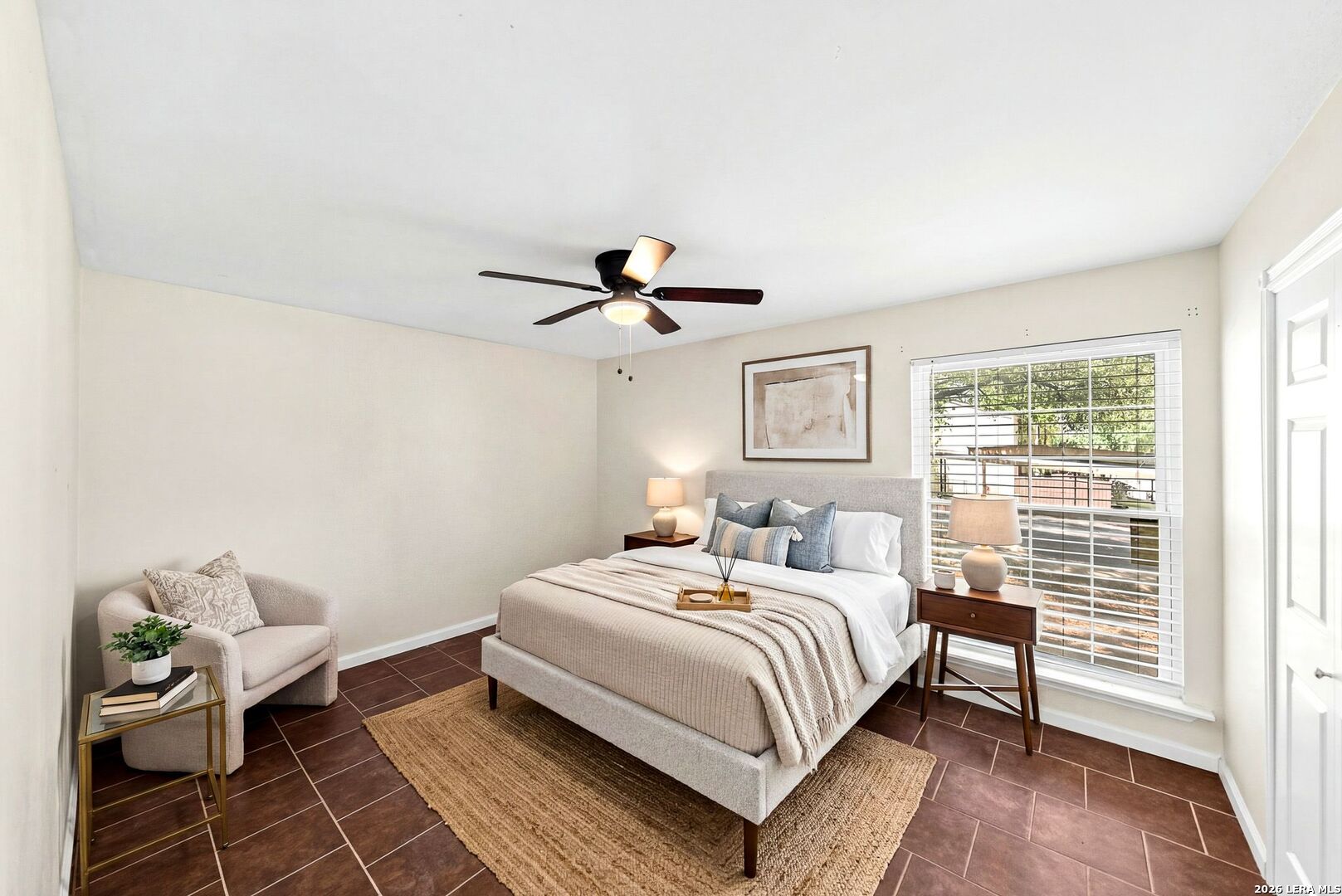 8702 Village Drive San Antonio TX 78217