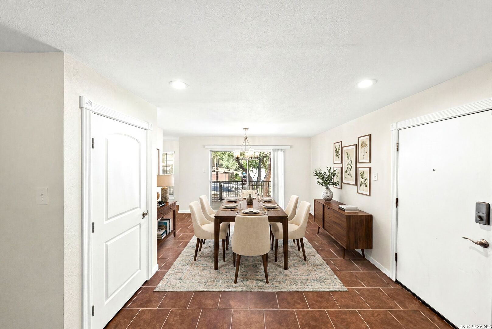 8702 Village Drive San Antonio TX 78217