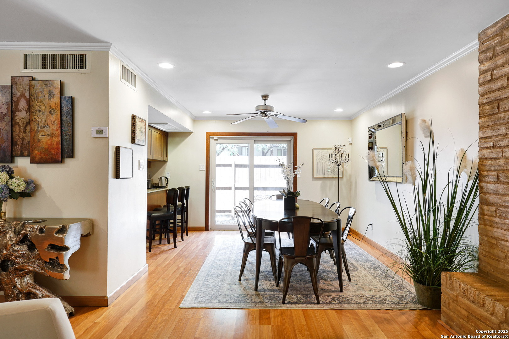 8715 Starcrest San Antonio TX 78217