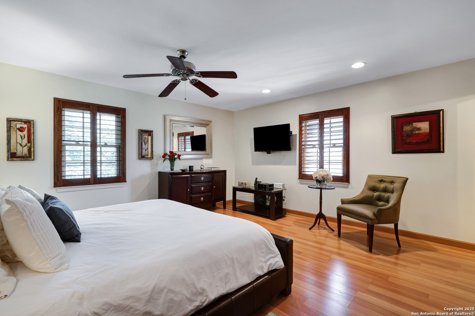 8715 Starcrest San Antonio TX 78217