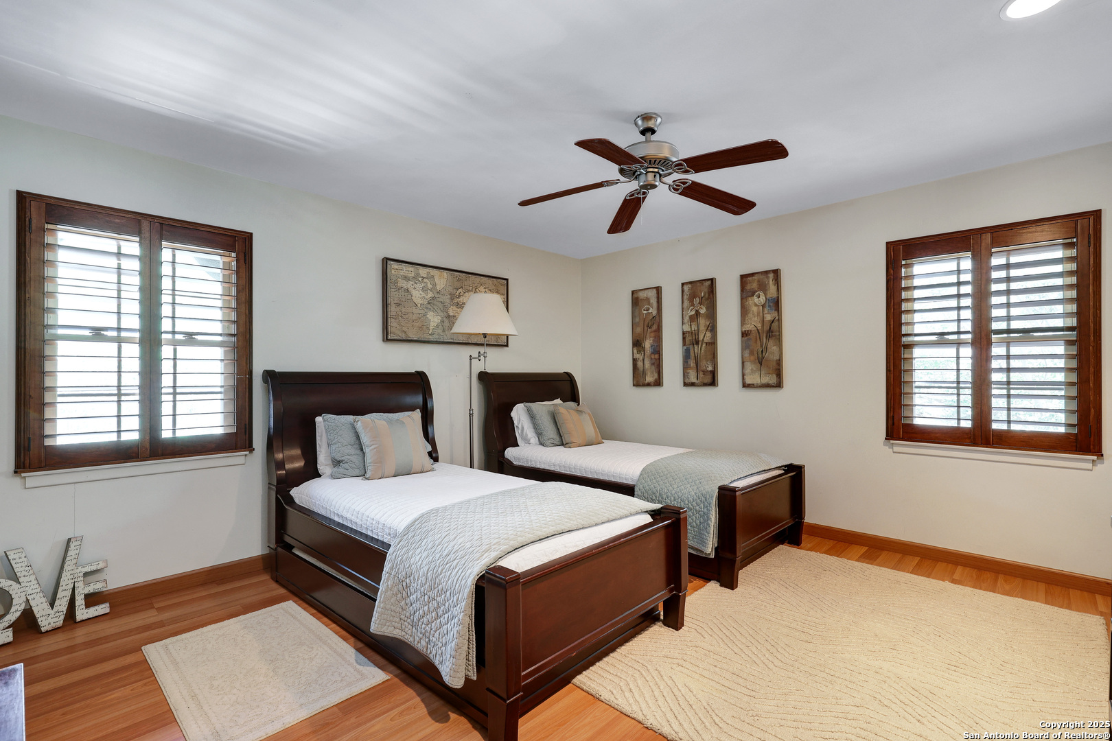 8715 Starcrest San Antonio TX 78217