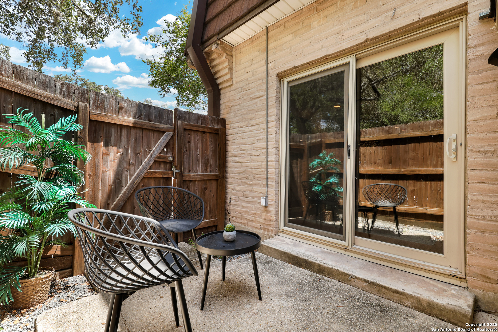 8715 Starcrest San Antonio TX 78217